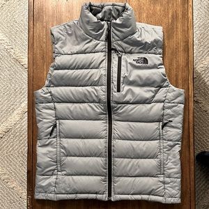 The North Face Men’s Puffer Vest